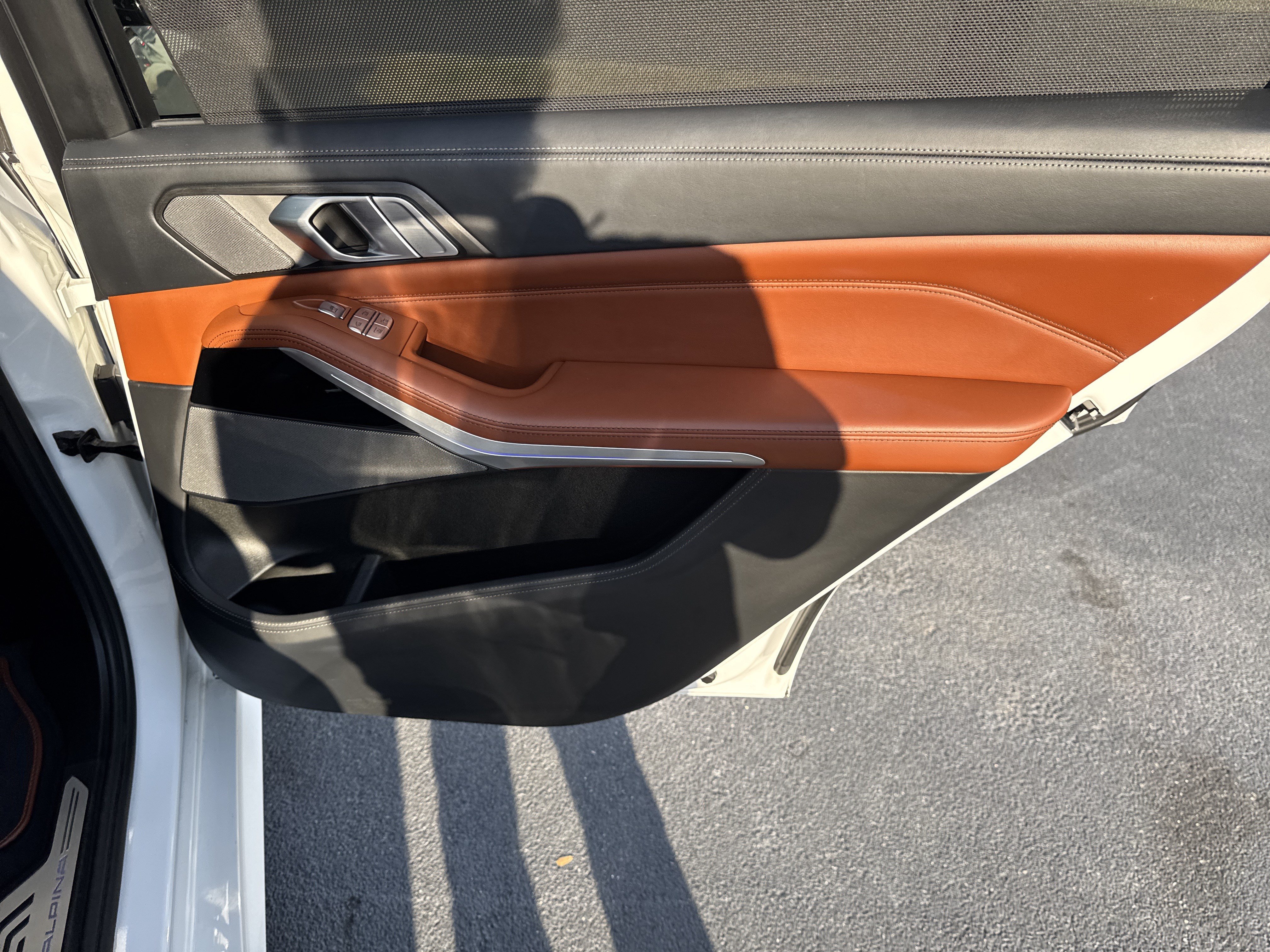 Used 2022 BMW ALPINA XB7 AWD/4WD image 38