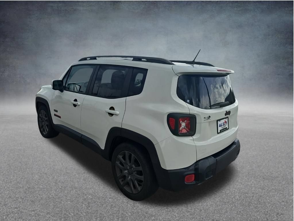 Used 2016 Jeep Renegade 75th Anniversary FWD image 6