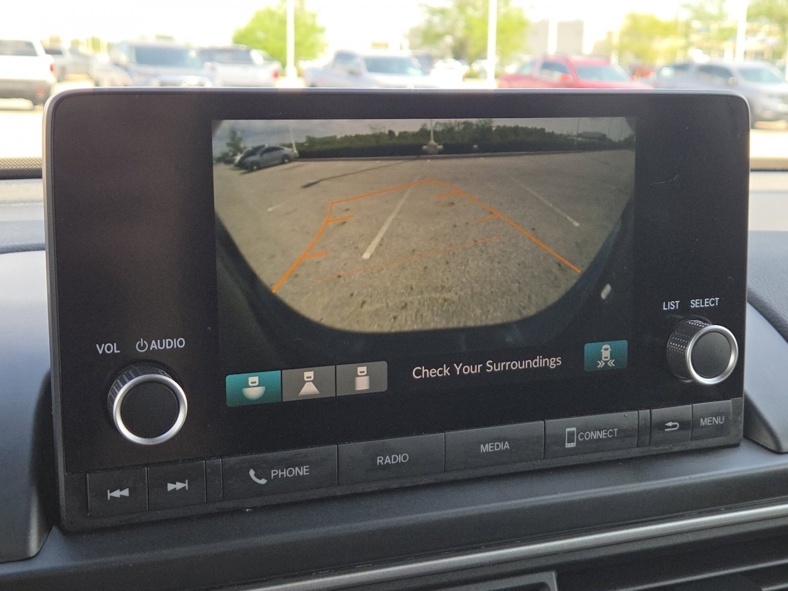 Used 2025 Honda Pilot Sport image 7