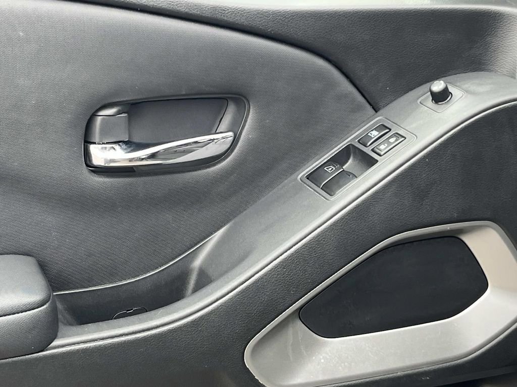 Used 2023 Nissan Frontier SV w/ SV Convenience Package image 12