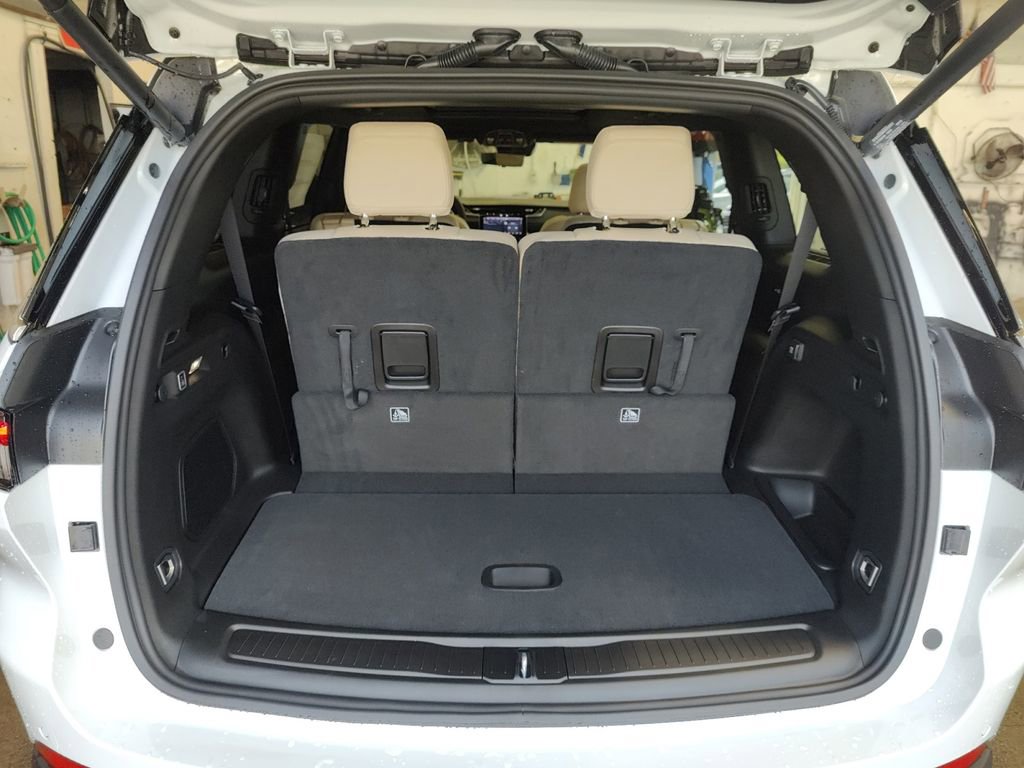 New 2025 Jeep Grand Cherokee L Limited w/ Luxury Tech Group II image 34