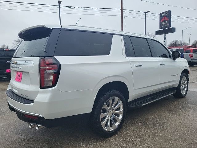 Used 2021 Chevrolet Suburban Premier w/ Premium Package image 7