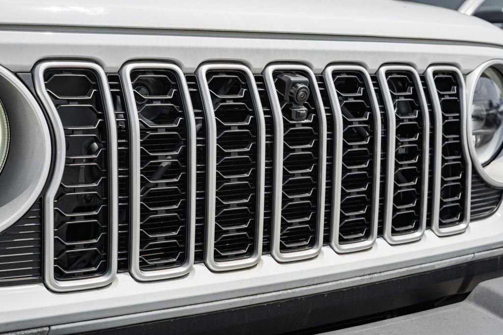 New 2025 Jeep Wrangler Sahara w/ Technology Group image 10