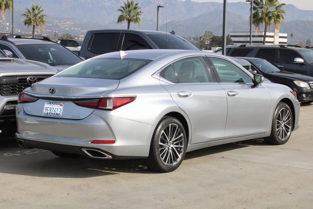 Certified 2023 Lexus ES 350 w/ Premium Package image 6