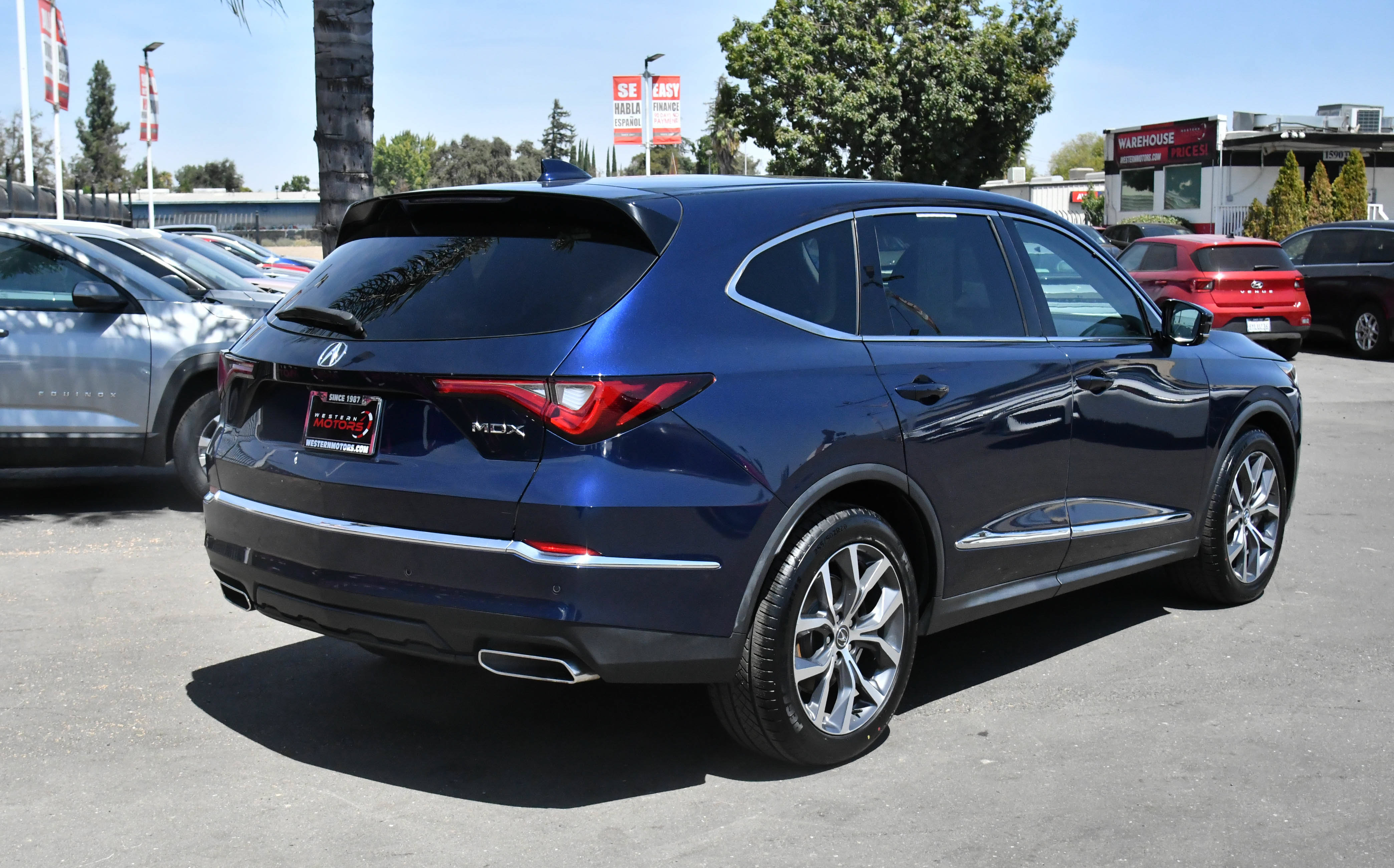 Used 2022 Acura MDX FWD w/ Technology Package image 8