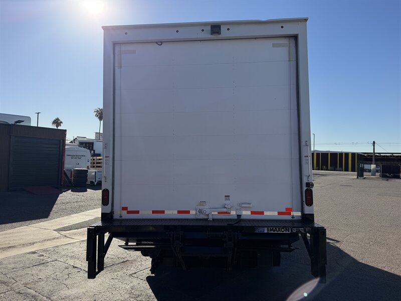 Used 2024 Isuzu NPR RWD image 4