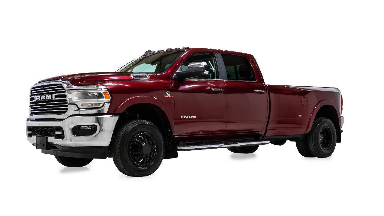 Used 2020 RAM 3500 Laramie w/ Max Tow Package AWD/4WD image 2