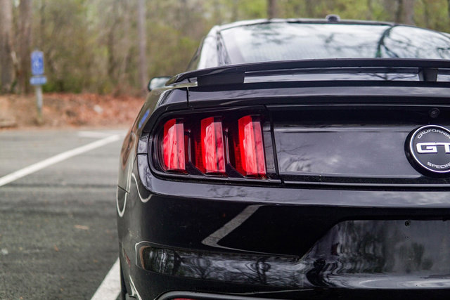Used 2017 Ford Mustang GT Premium image 46