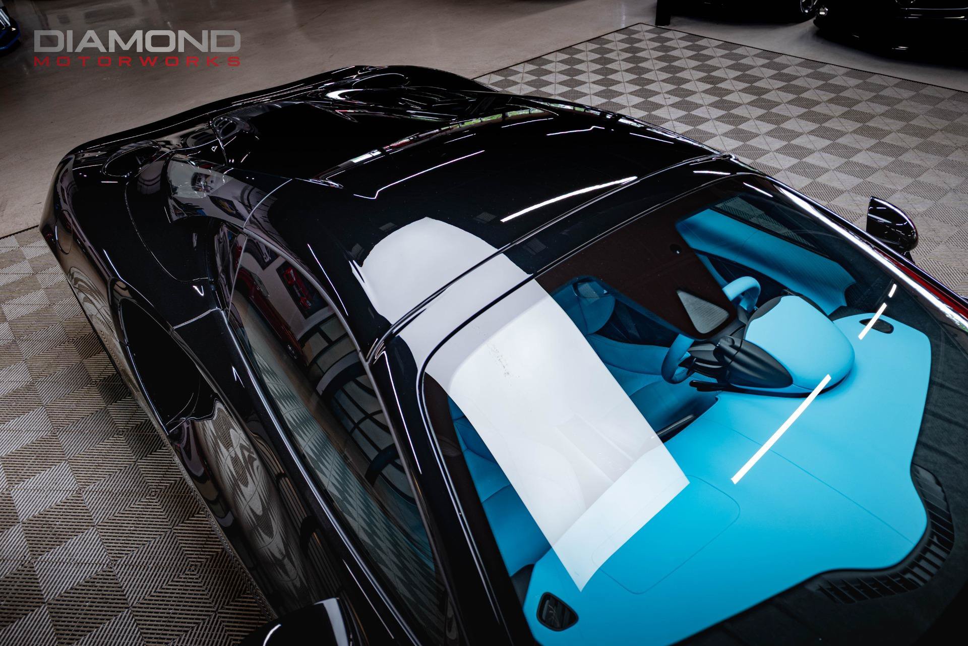 Used 2026 McLaren Artura Spider RWD image 35
