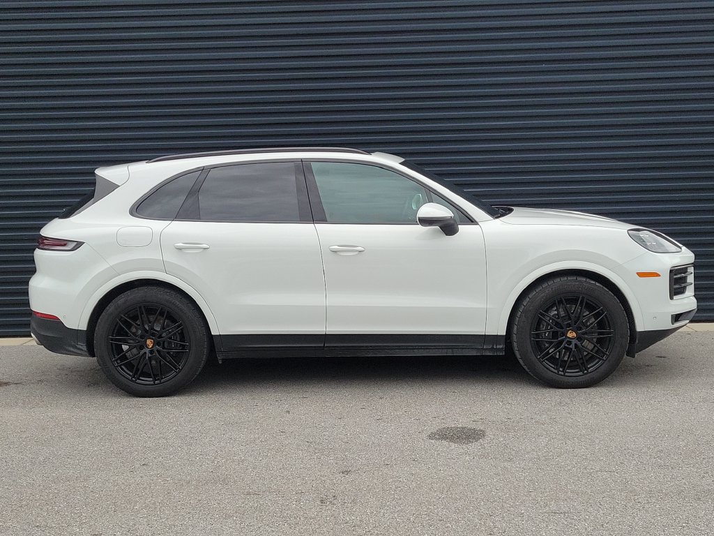 Certified 2026 Porsche Cayenne AWD/4WD image 8
