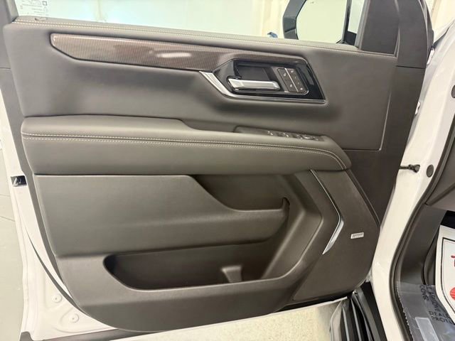 New 2026 GMC Yukon Elevation image 14