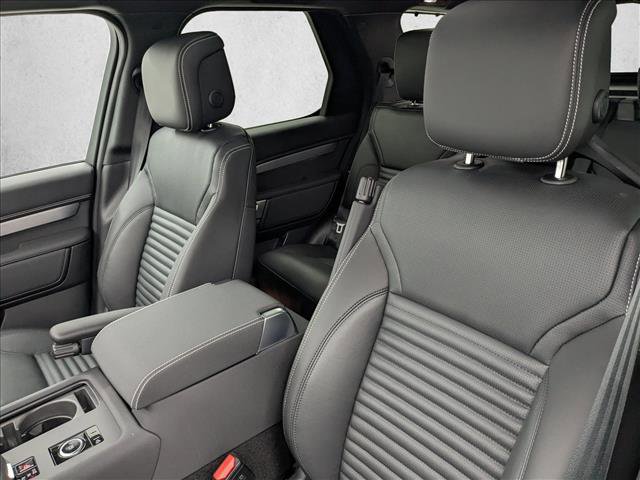 New 2026 Land Rover Discovery Limited Edition image 10