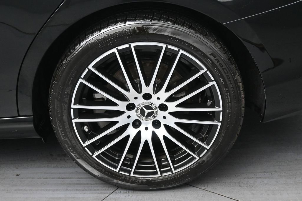 Used 2025 Mercedes-Benz C 300 4MATIC Sedan w/ Exclusive Trim Package image 38