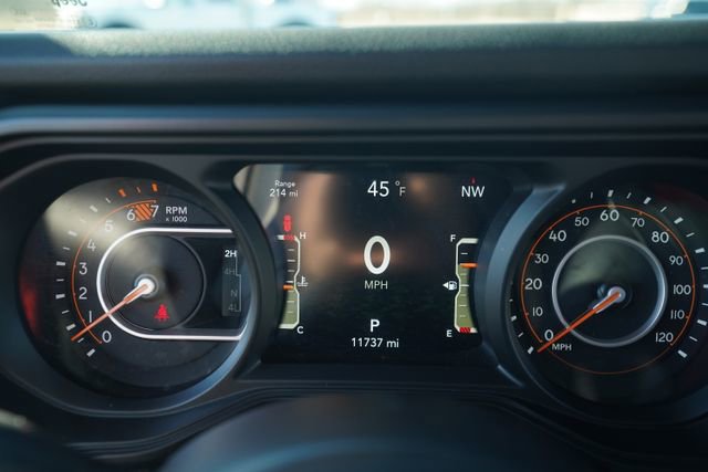 Used 2024 Jeep Wrangler Sport S image 57