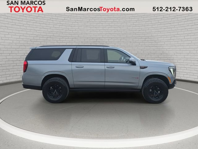 Used 2025 GMC Yukon XL AT4 Ultimate image 4