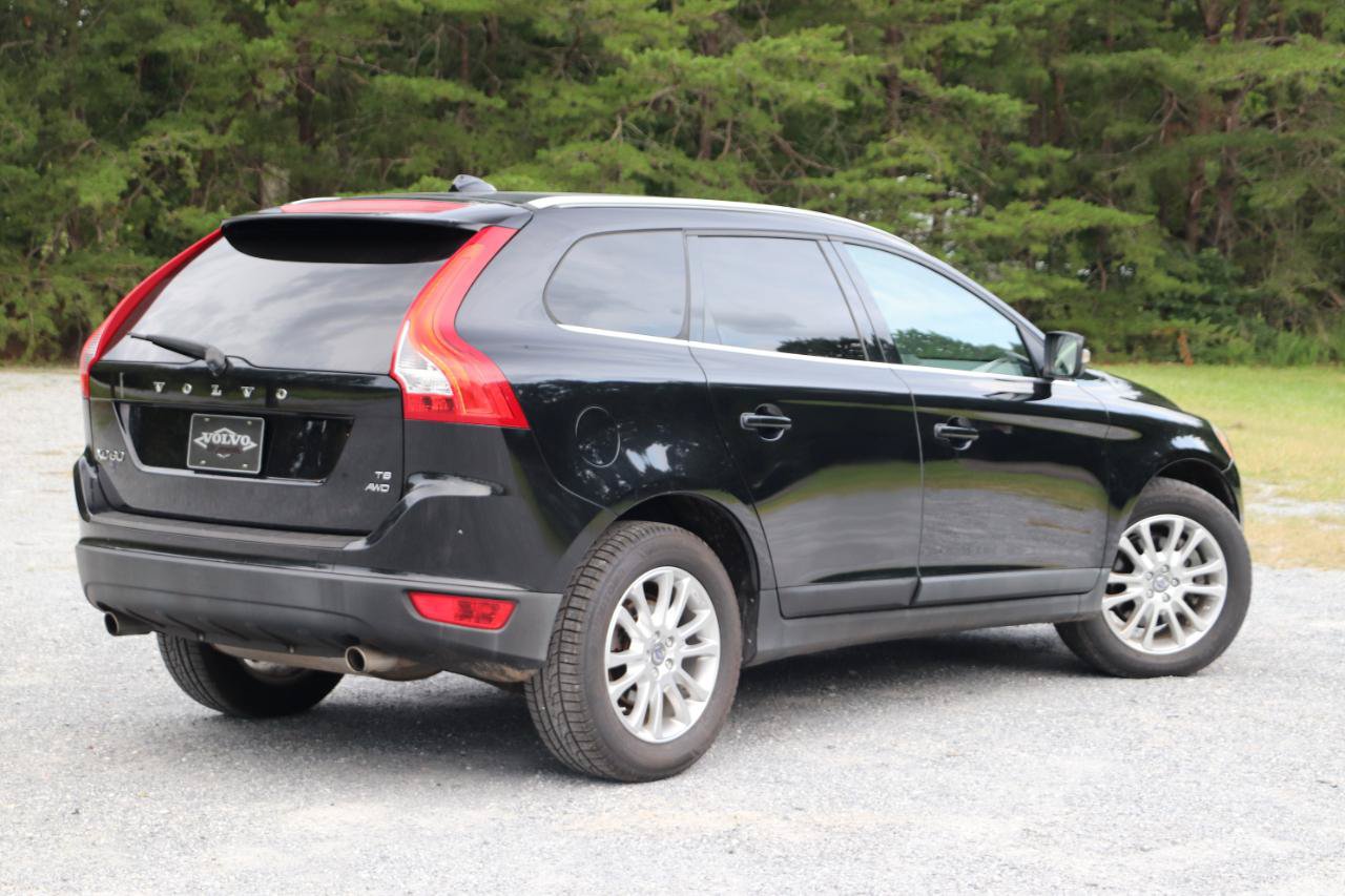 Used 2010 Volvo XC60 T6 AWD/4WD image 3