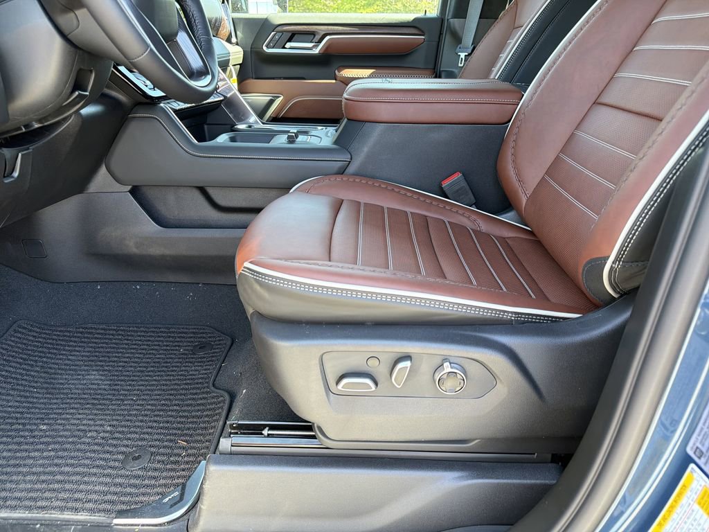 New 2026 GMC Sierra 2500 Denali Ultimate image 17