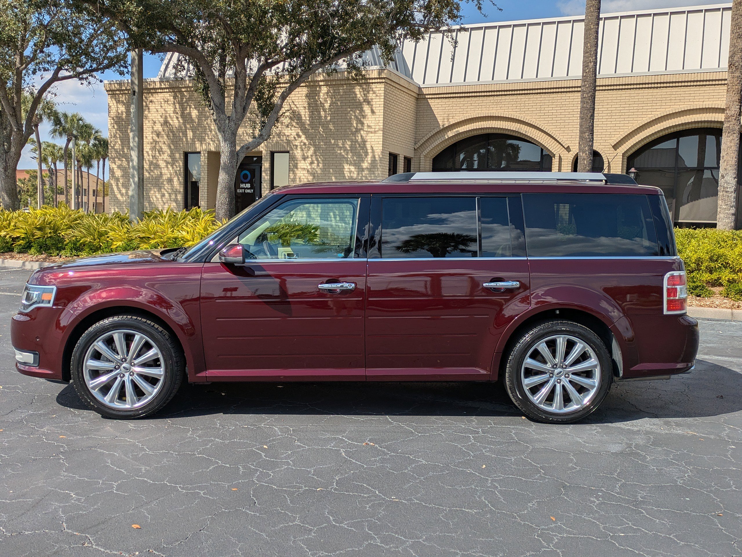 Used 2018 Ford Flex Limited w/ Equipment Group 301A image 3