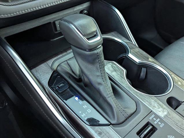 Used 2021 Toyota Highlander Limited image 11