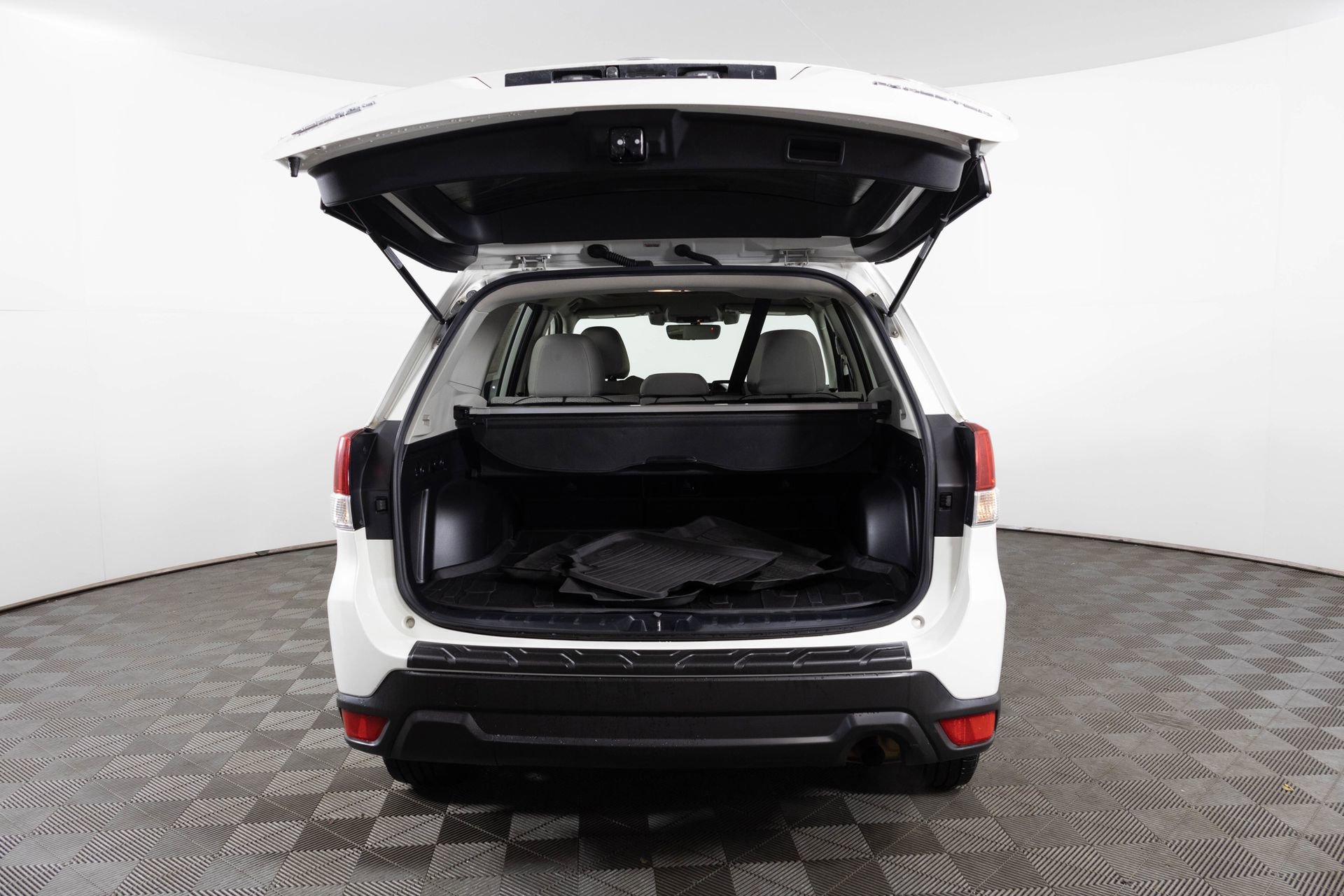 Used 2020 Subaru Forester Premium w/ Popular Package #1 image 36