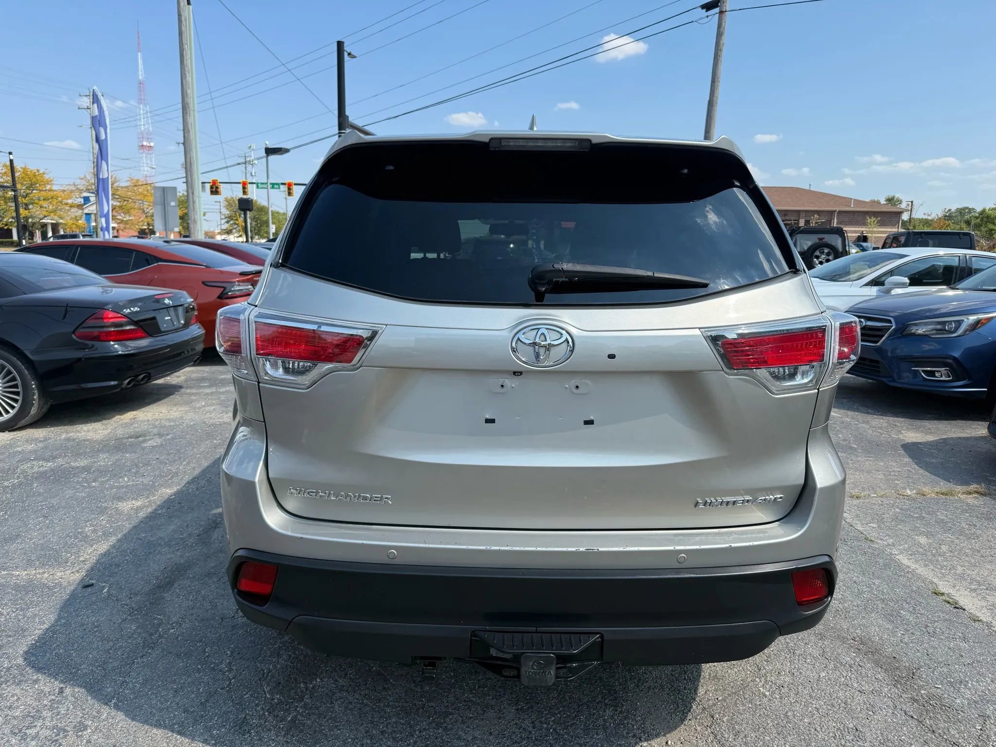 Used 2015 Toyota Highlander Limited AWD/4WD image 5