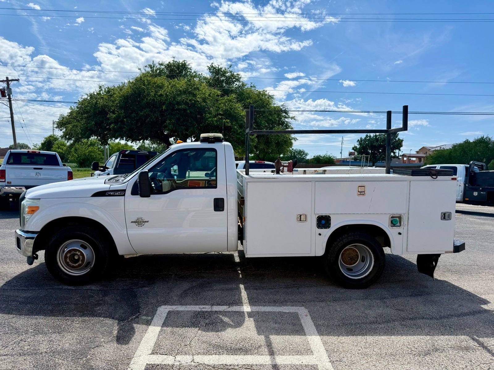 Used 2011 Ford F350 XL w/ XL Value Pkg RWD image 6