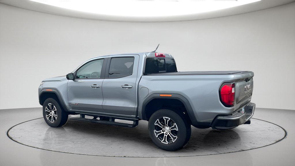Used 2023 GMC Canyon AT4 w/ AT4 Premium Package AWD/4WD image 6