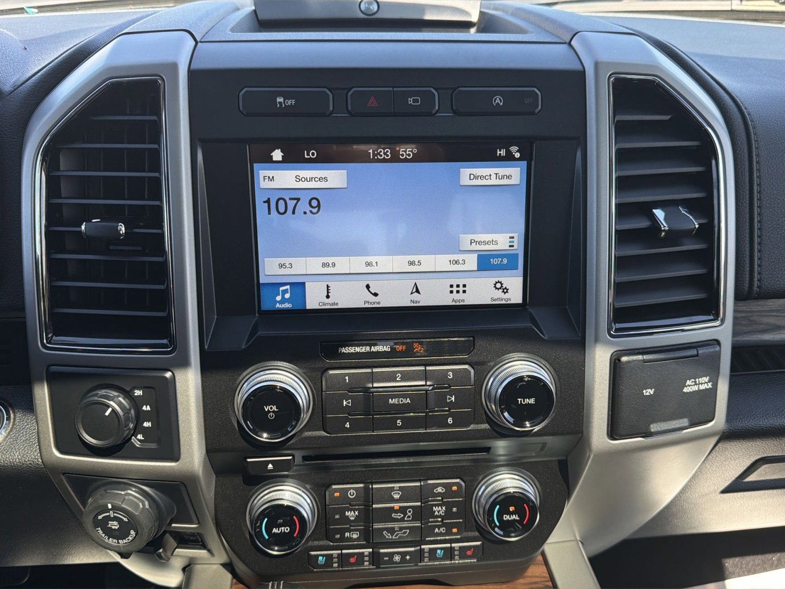 Used 2018 Ford F150 Lariat w/ Equipment Group 502A Luxury image 18