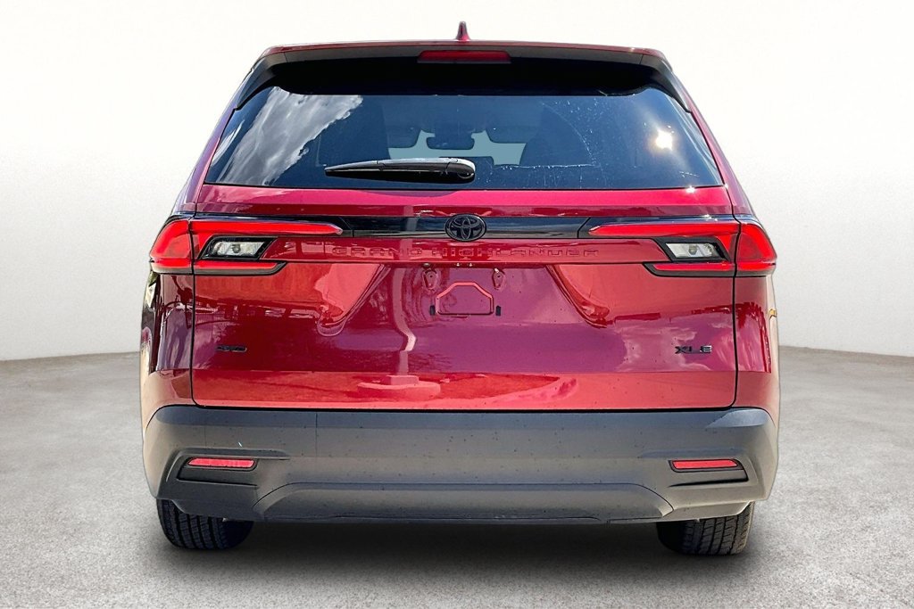 Used 2024 Toyota Grand Highlander AWD image 4