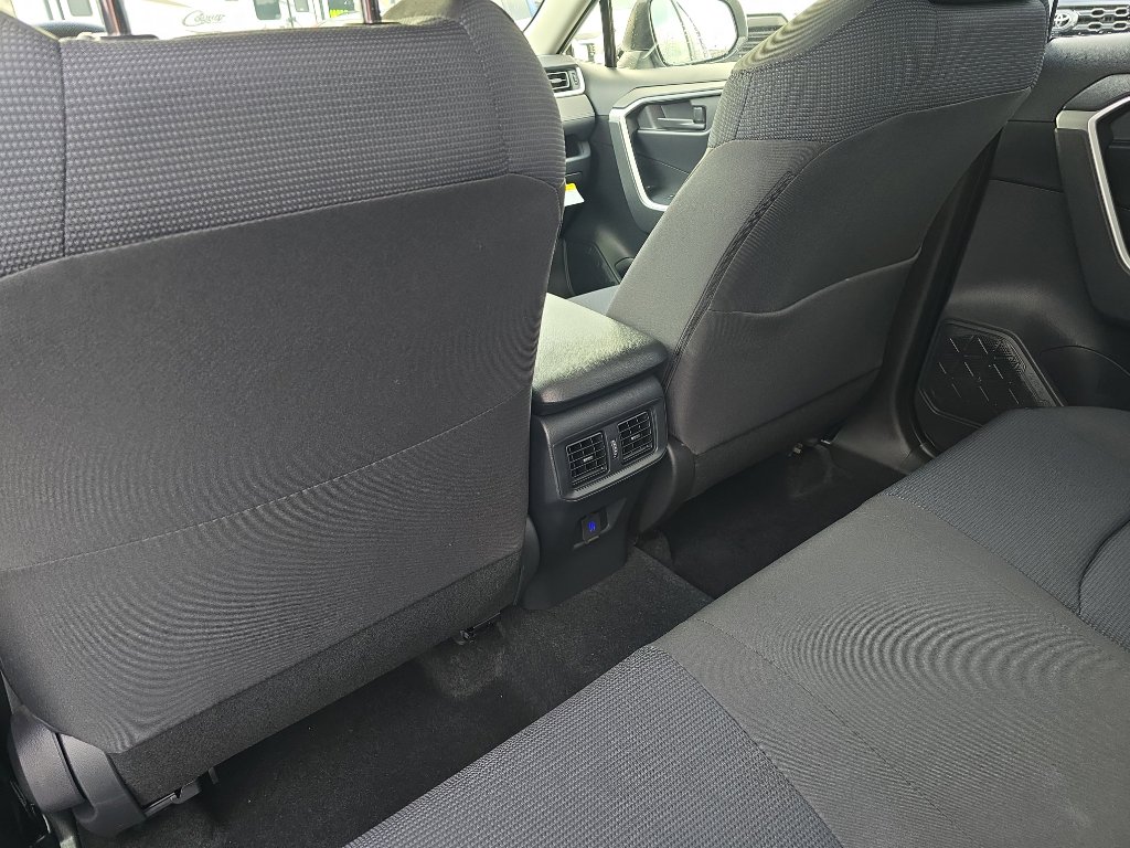 New 2025 Toyota RAV4 LE image 17