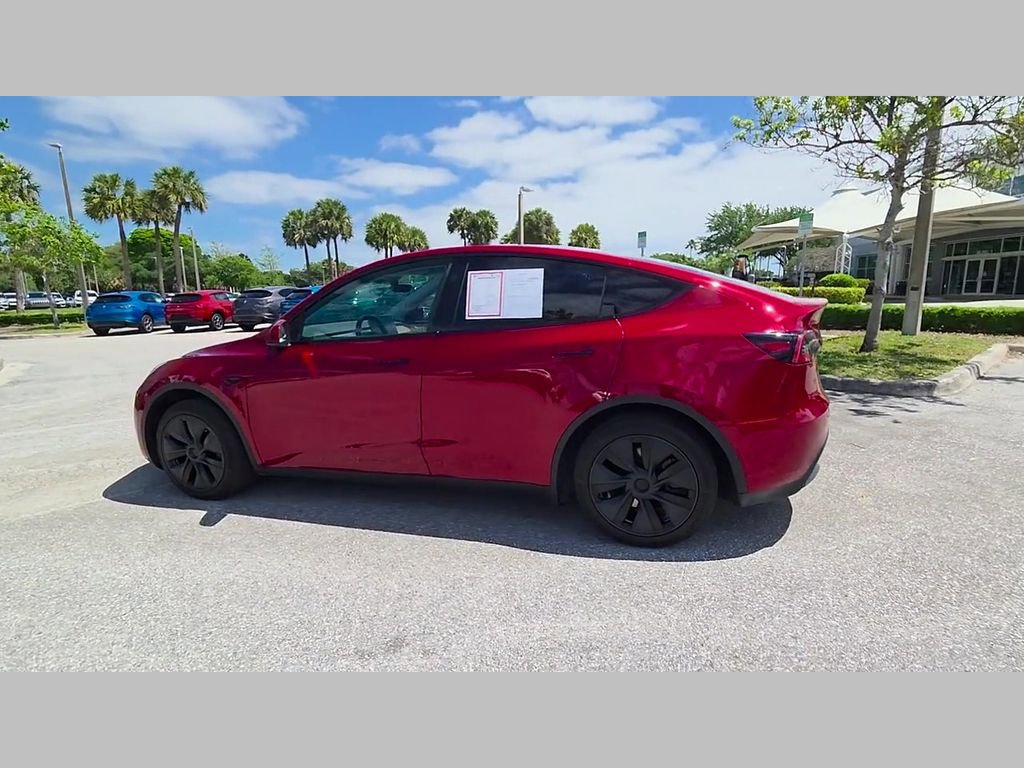 Used 2024 Tesla Model Y Long Range image 45