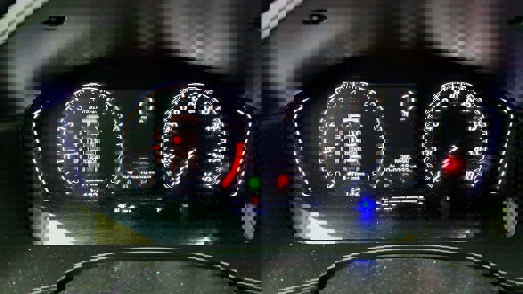 Used 2025 Honda Civic Sport image 12