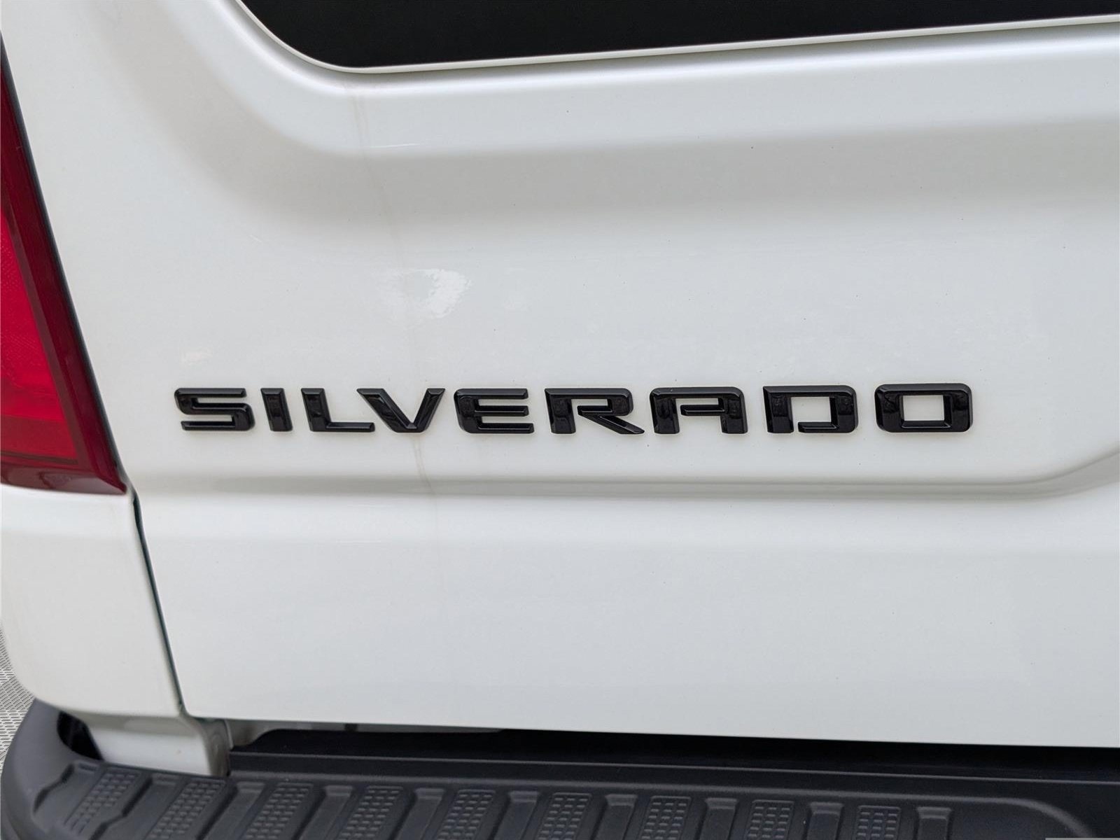 Used 2024 Chevrolet Silverado 1500 ZR2 w/ ZR2 Bison Edition AWD/4WD image 9