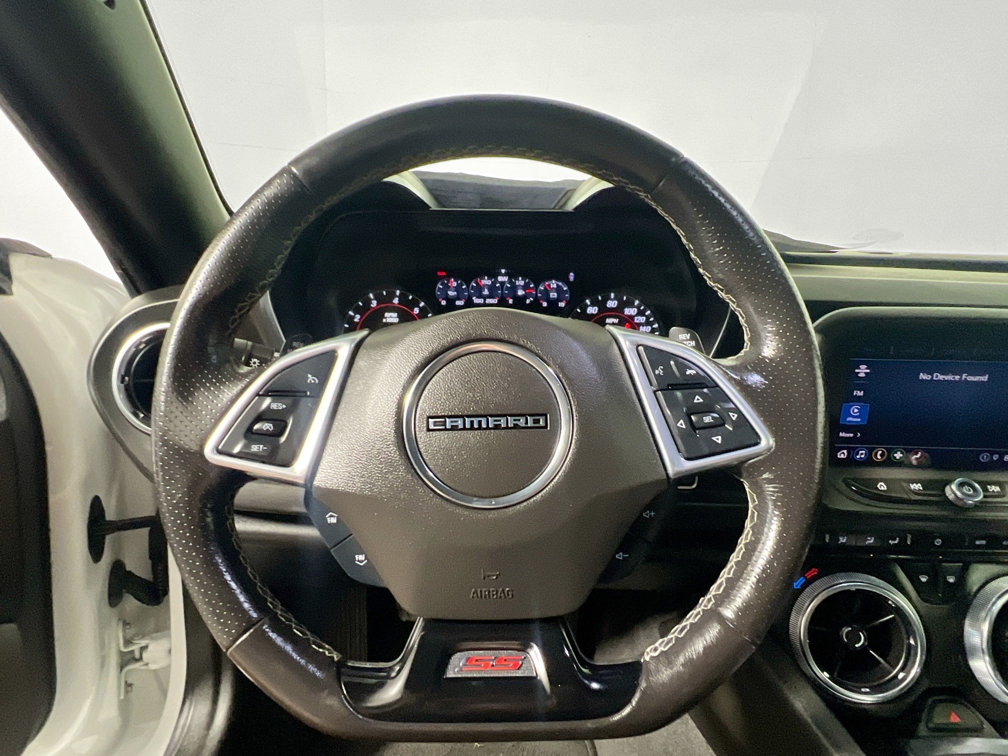 Used 2022 Chevrolet Camaro SS RWD image 17