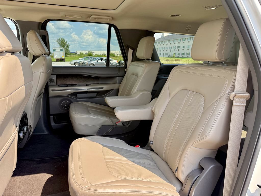 Used 2021 Ford Expedition Max Limited AWD/4WD image 8
