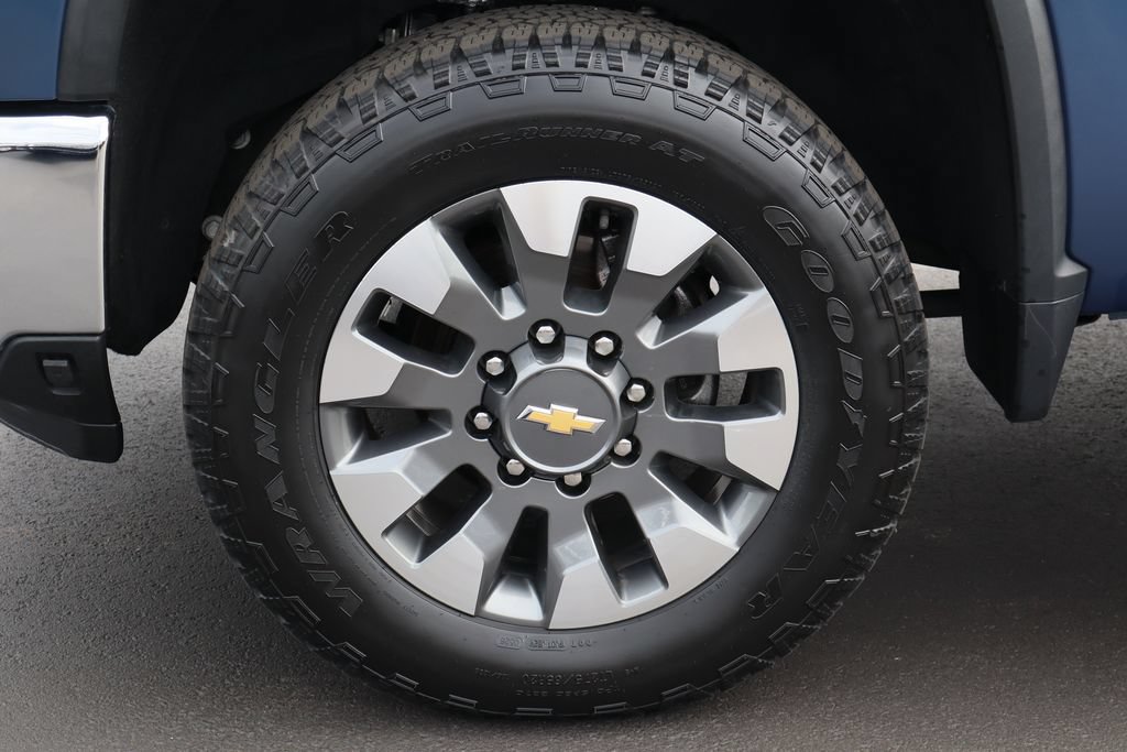Certified 2024 Chevrolet Silverado 2500 LT w/ All Star Edition AWD/4WD image 30