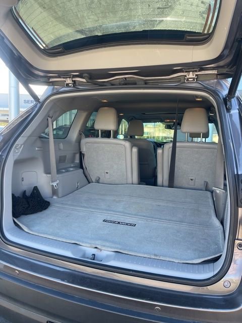 Used 2016 Toyota Highlander Limited w/ Driver Technology Package image 21