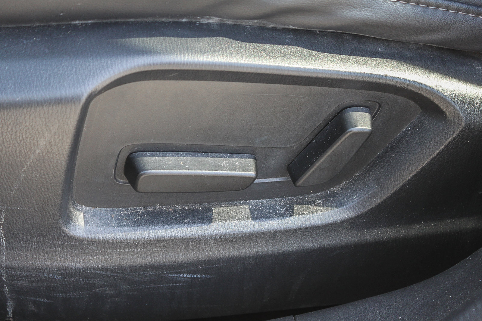 Used 2021 MAZDA CX-5 Touring image 23