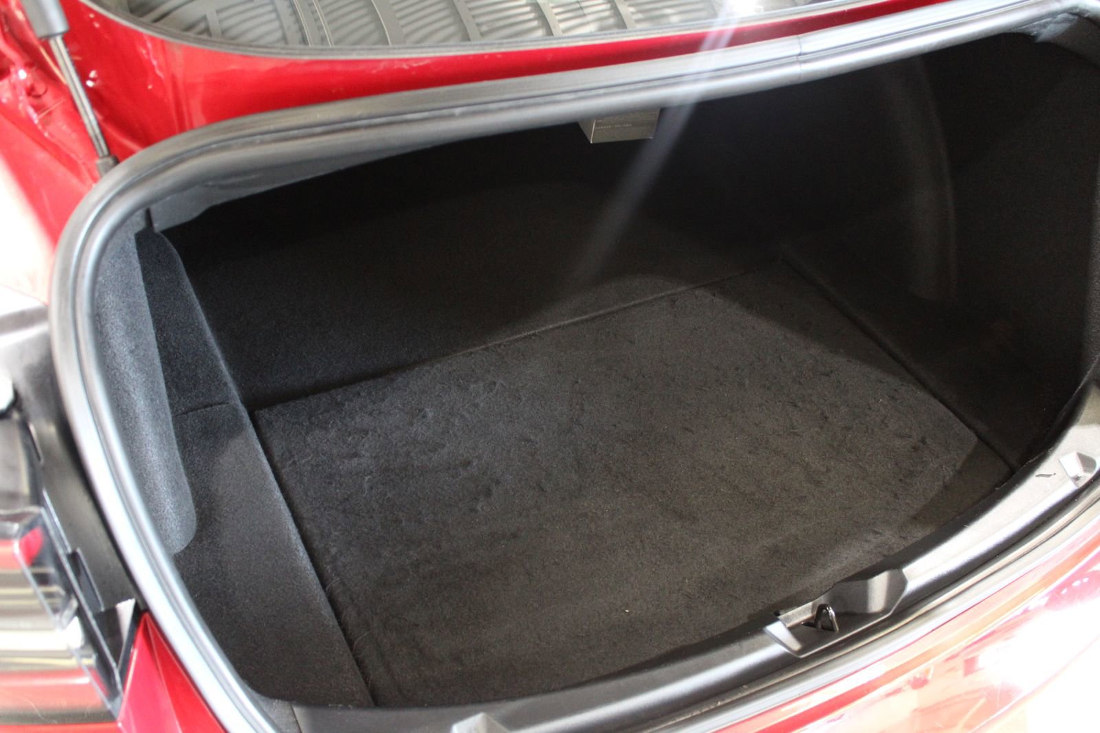 Used 2020 Tesla Model 3 Performance image 33