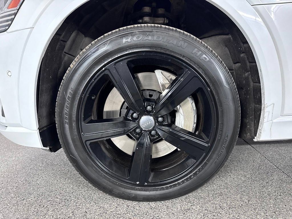 Used 2019 Audi e-tron Premium Plus w/ Cold Weather Package AWD/4WD image 21