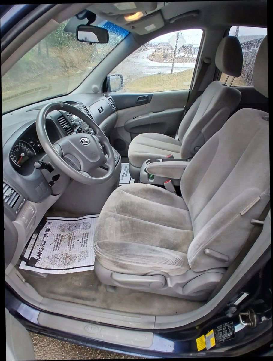 Used 2006 Kia Sedona LX image 8