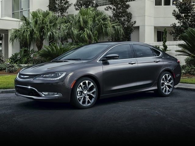 Used 2015 Chrysler 200 LX image 1