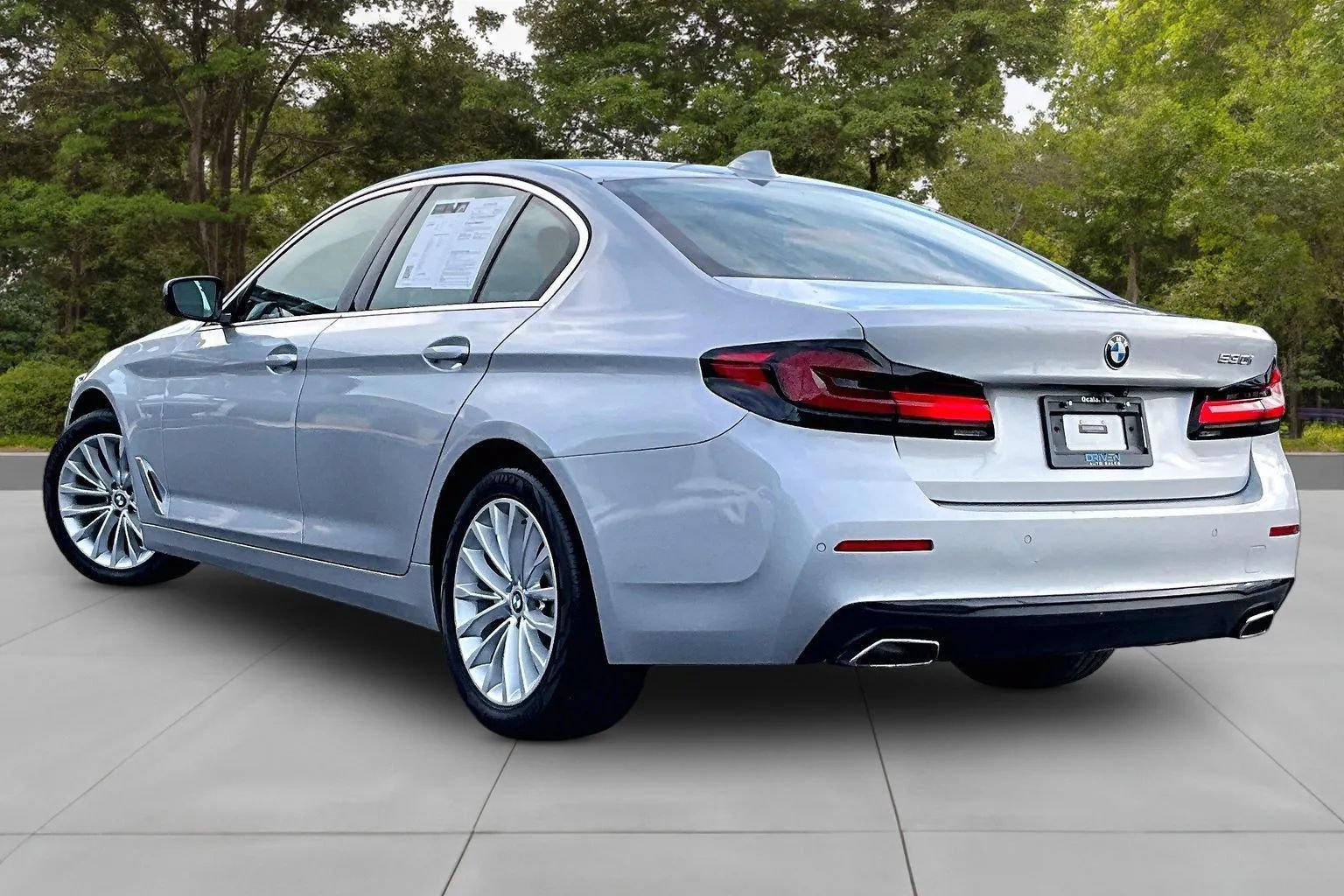 Used 2021 BMW 530i RWD image 12