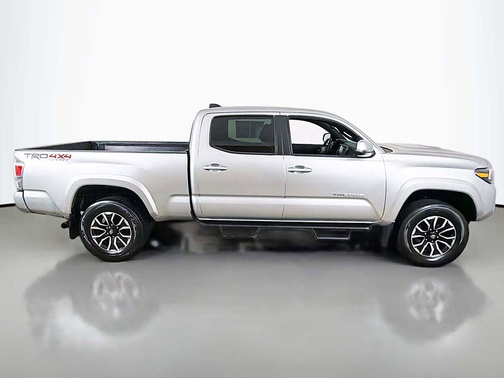 Used 2023 Toyota Tacoma TRD Sport image 12