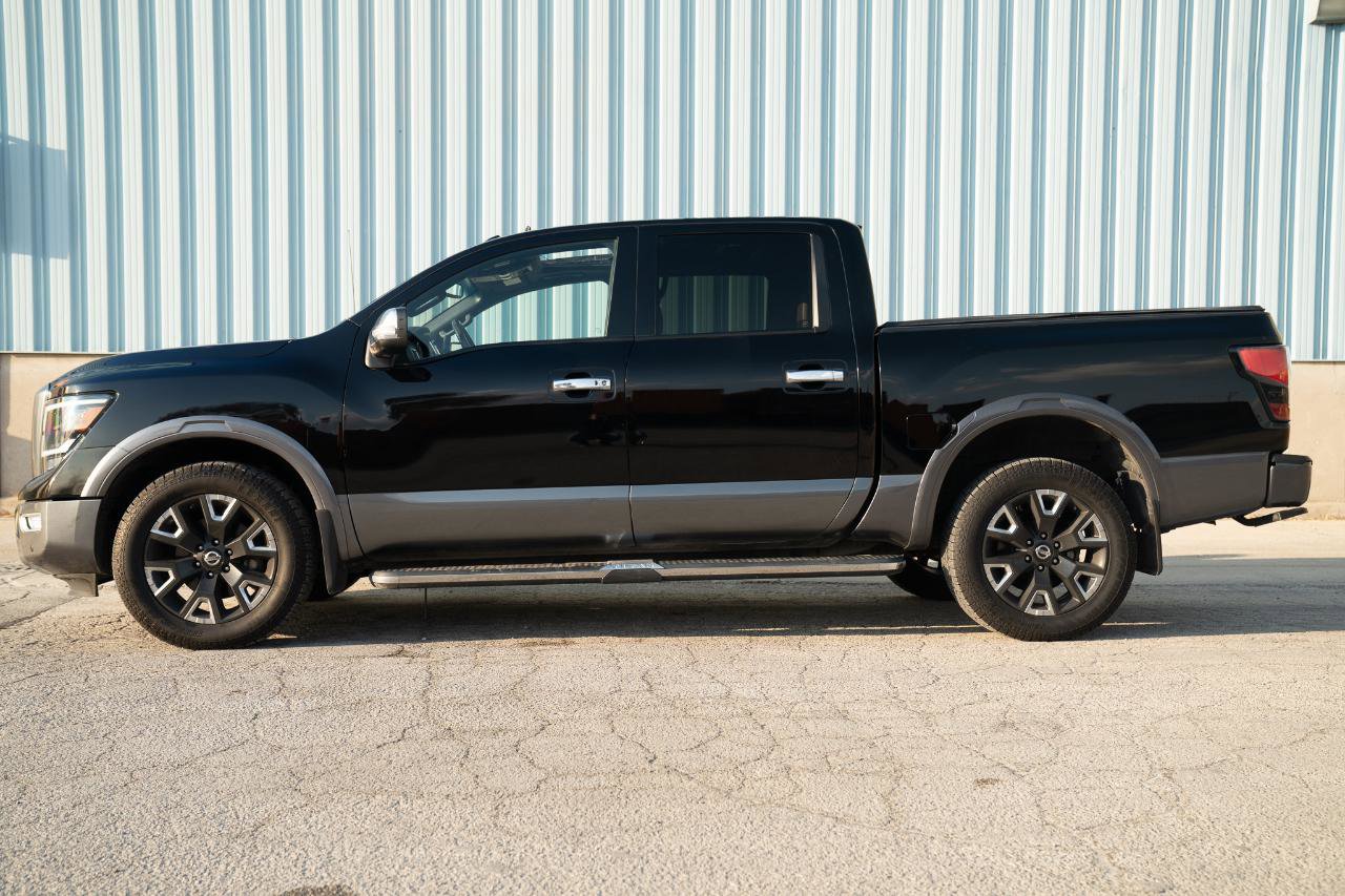 Used 2020 Nissan Titan Platinum Reserve w/ Moonroof Package image 6