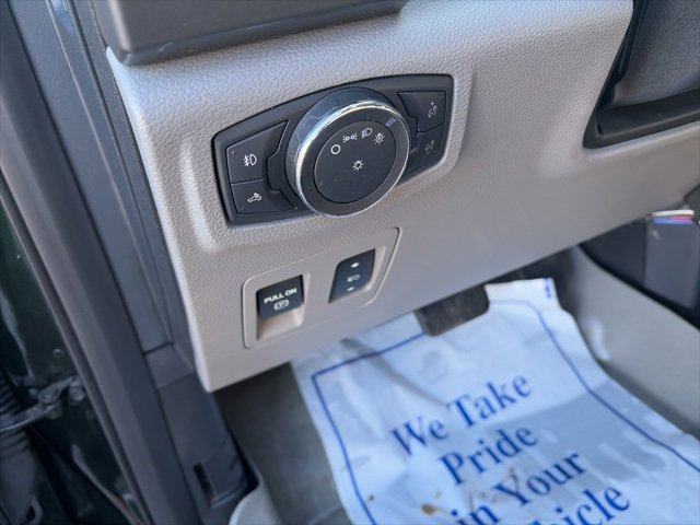 Used 2015 Ford F150 XLT w/ Equipment Group 302A Luxury image 11