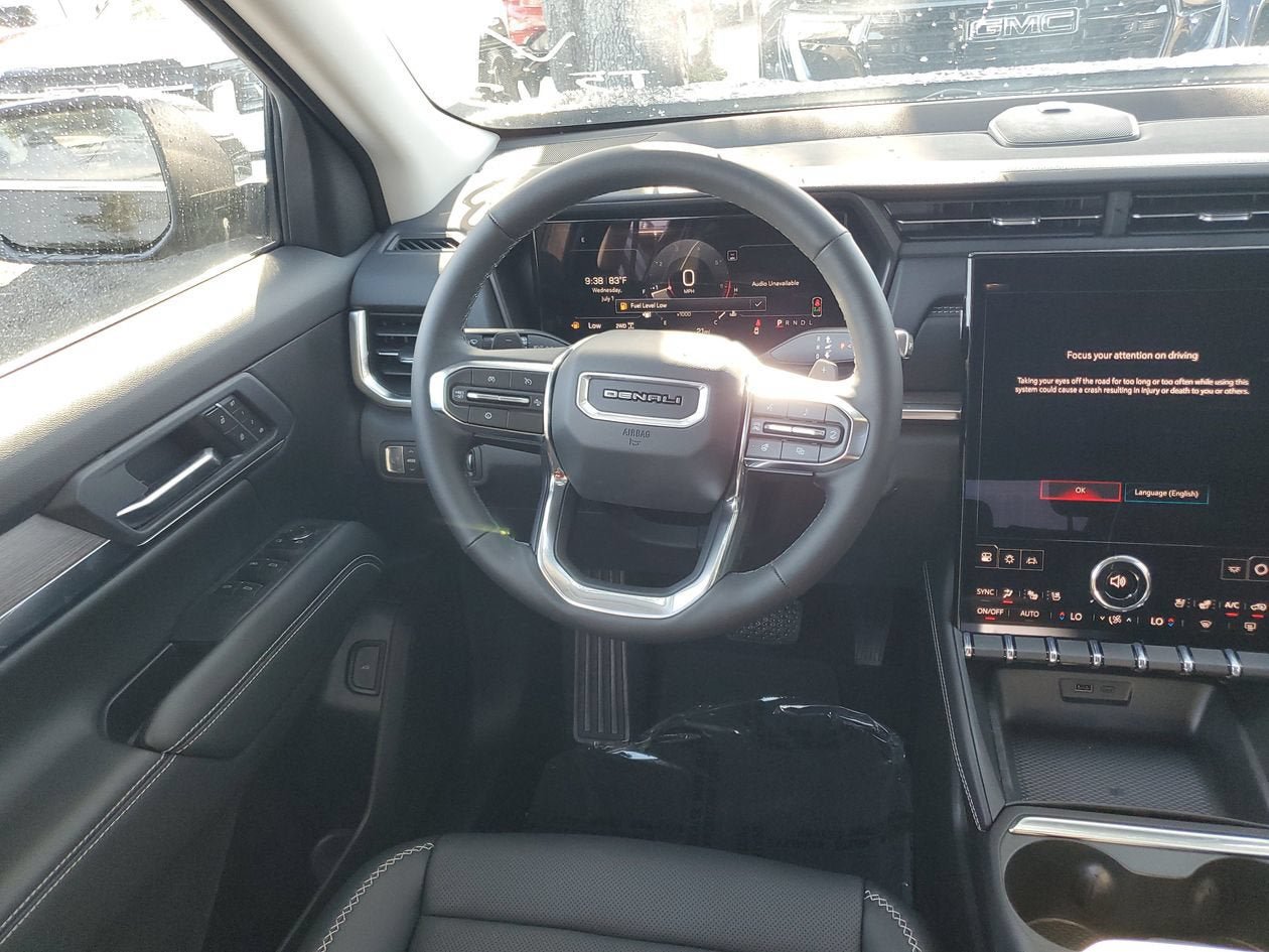 New 2026 GMC Terrain Denali w/ LPO, Black Badging Package AWD/4WD image 13