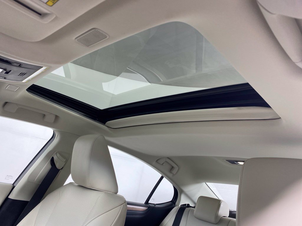 Certified 2024 Lexus ES 300h w/ Premium Package FWD image 14