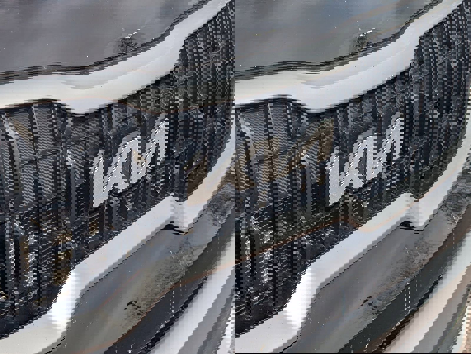 Used 2023 Kia Telluride EX image 5