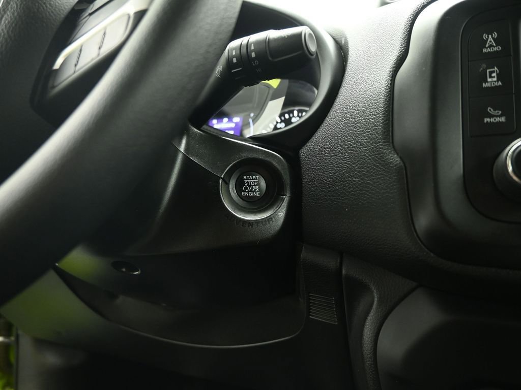 Used 2018 Jeep Renegade Sport w/ Power & Air Group image 20